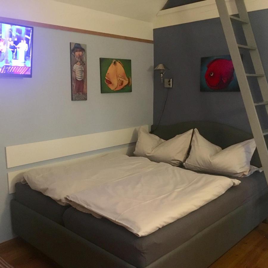 Kleines Haus Am Hafen - Ruhig Und Gruen Am Ortsrand Villa Prerow Ngoại thất bức ảnh